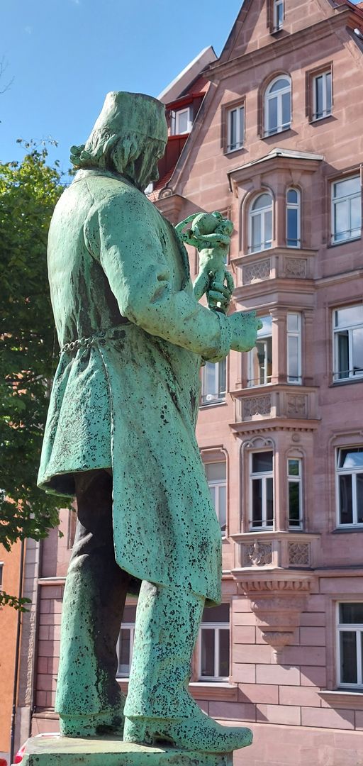 Portrait-Figur des Jakob Daniel Burgschmiet seitliche Ansicht