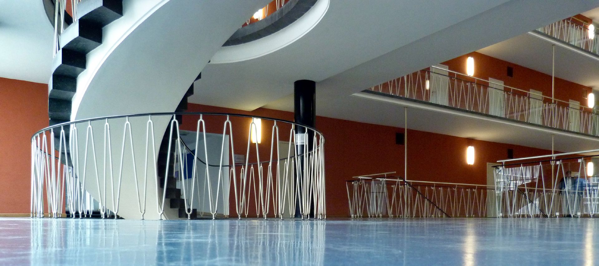 Herzog-Max-Burg, München, Justizgebäude Geländer und Treppenlauf