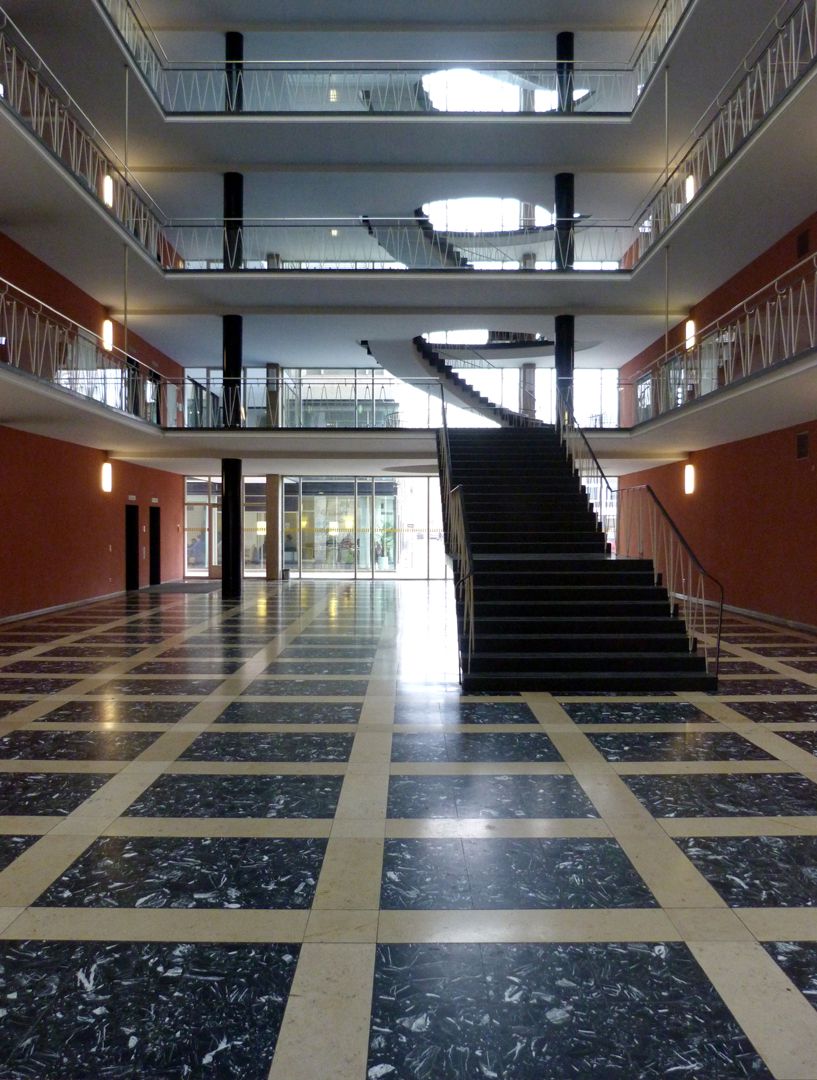 Herzog-Max-Burg, München, Justizgebäude Kopfbau, EG, Blick zum Treppenhaus