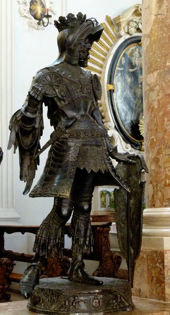 Albrecht von Habsburg (Innsbruck) Schrägansicht