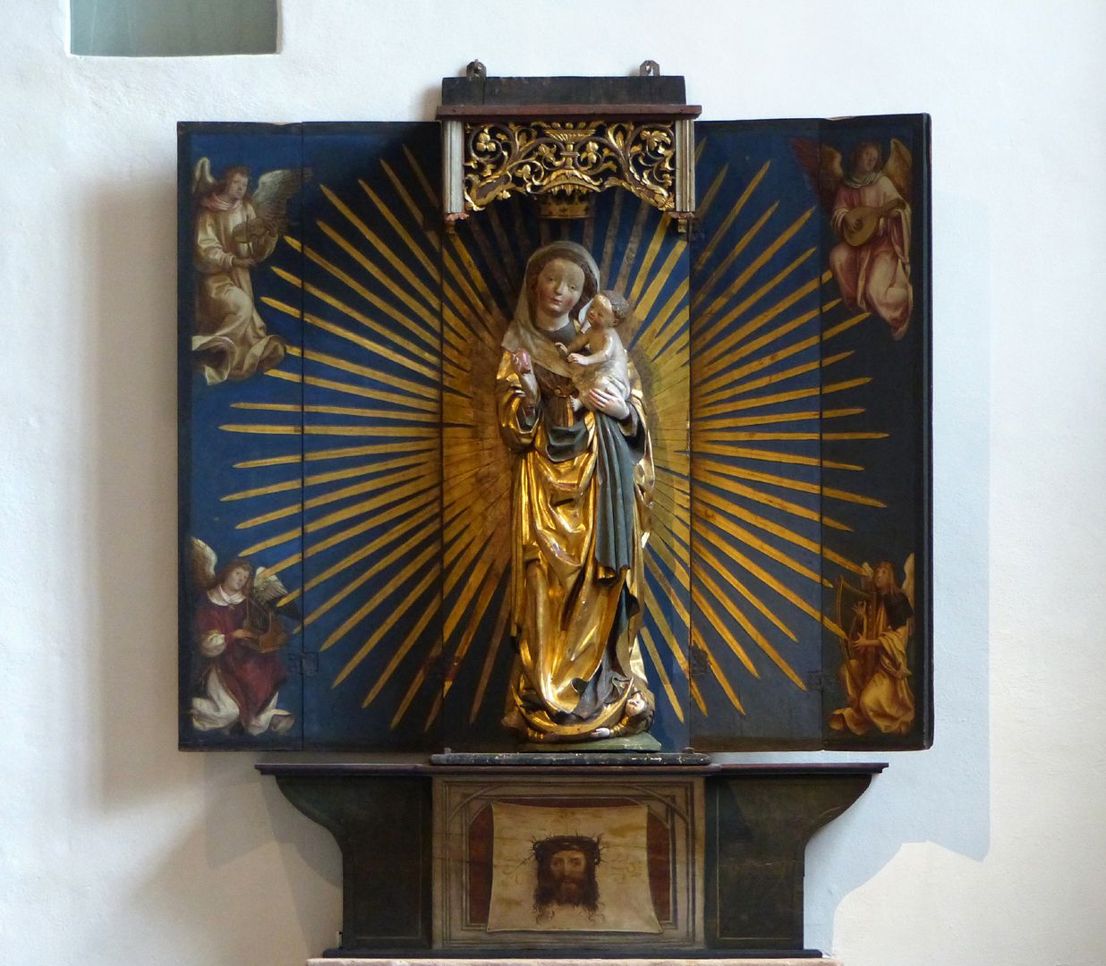 Altar der Schönen Maria Altar mit geöffneten Flügeln