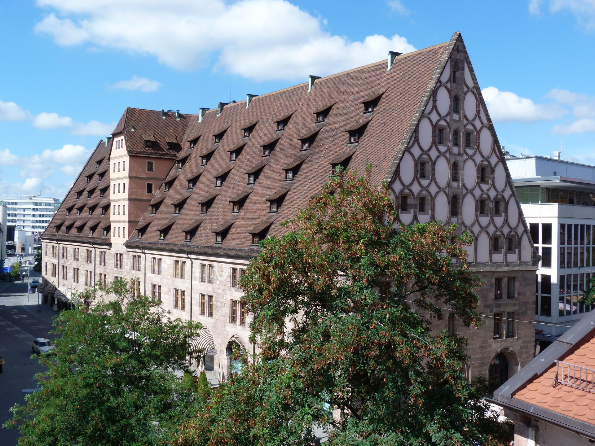 Mauthalle Gesamtansicht