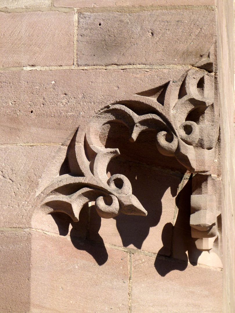 Kaiserstallung Detail der südöstlichen Ecklösung mittels Maßwerknasen