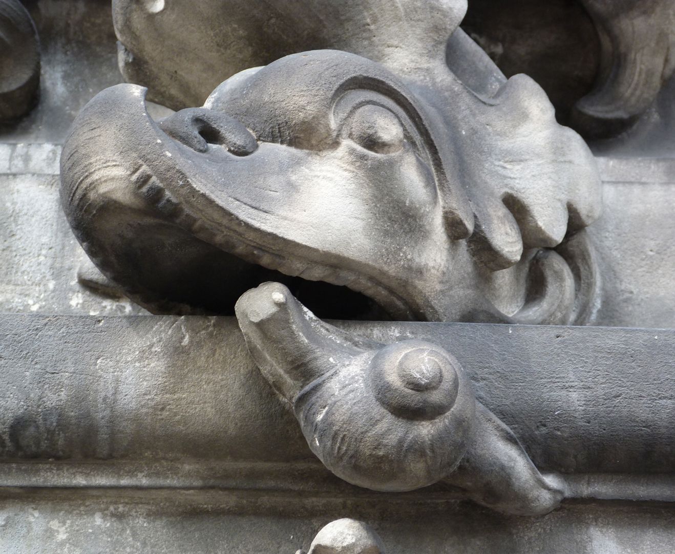 Fleischhauerbrunnen Detail mit Schnecke