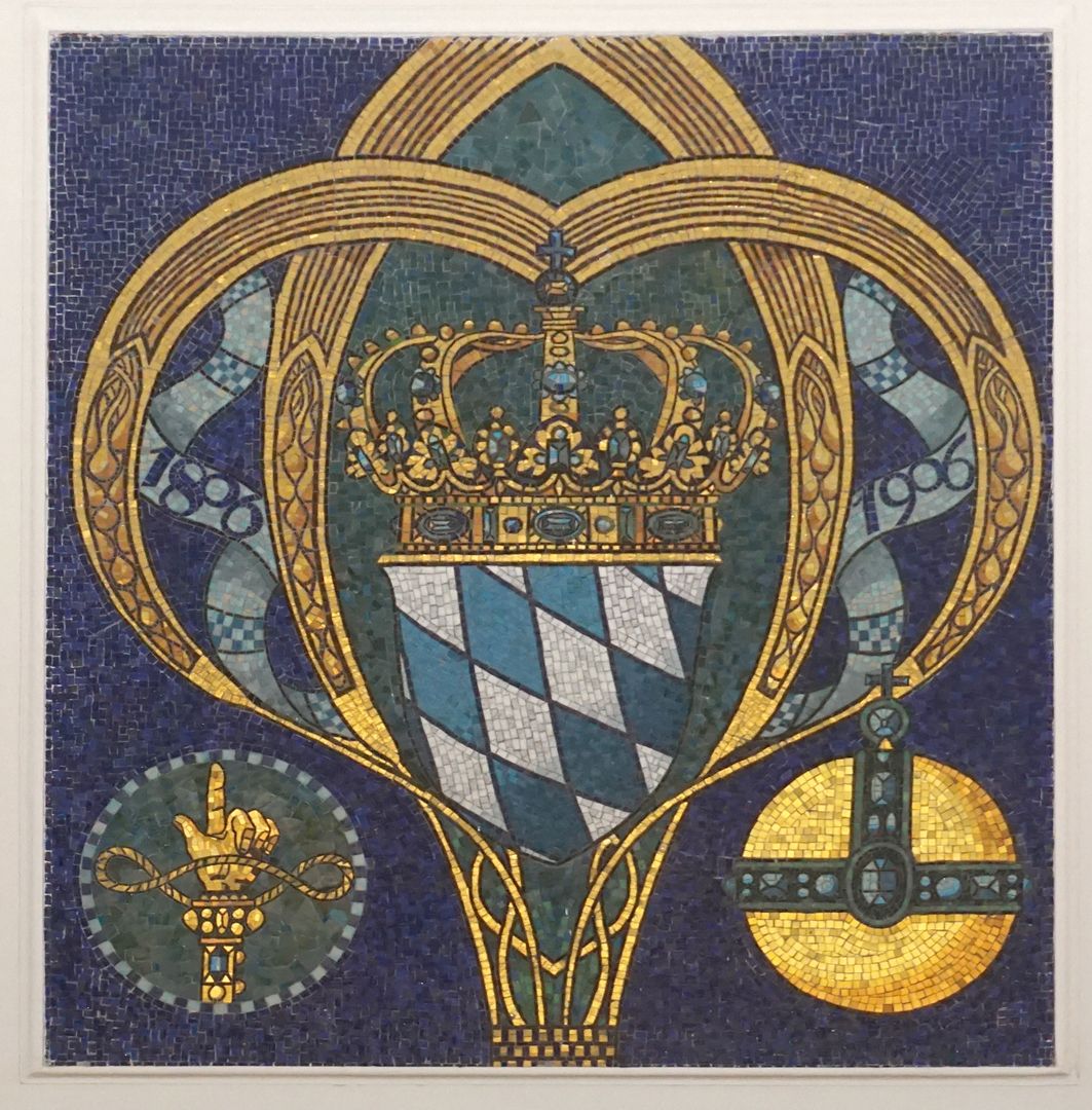 ehem. Bayerische Landesgewerbeanstalt (Gewerbemuseum) Bayerisches Wappen, Mosaik von Julius Diez für die Landesausstellung 1906 in Nürnberg