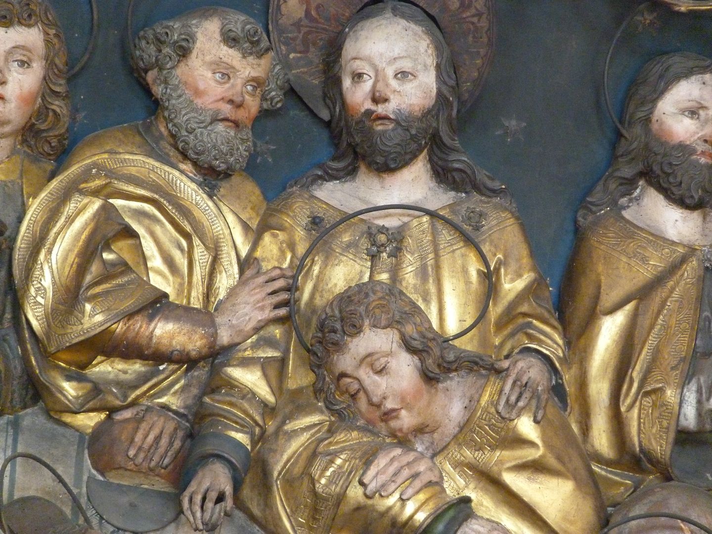 Crispinusaltar Mittelschrein, Detail, Christus mit dem schlafenden Johannes