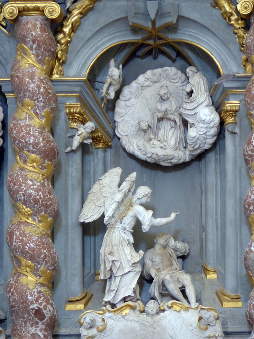 Altar des hl. Bernhard Hauptgeschoss: Vision, der noch als Laie gekleitete Bernhard schaut die Geburt Christi