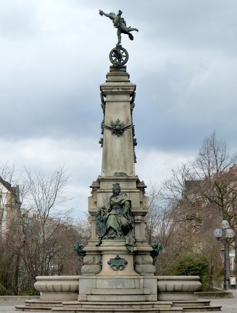 Ludwigseisenbahn-Denkmal Ostseite