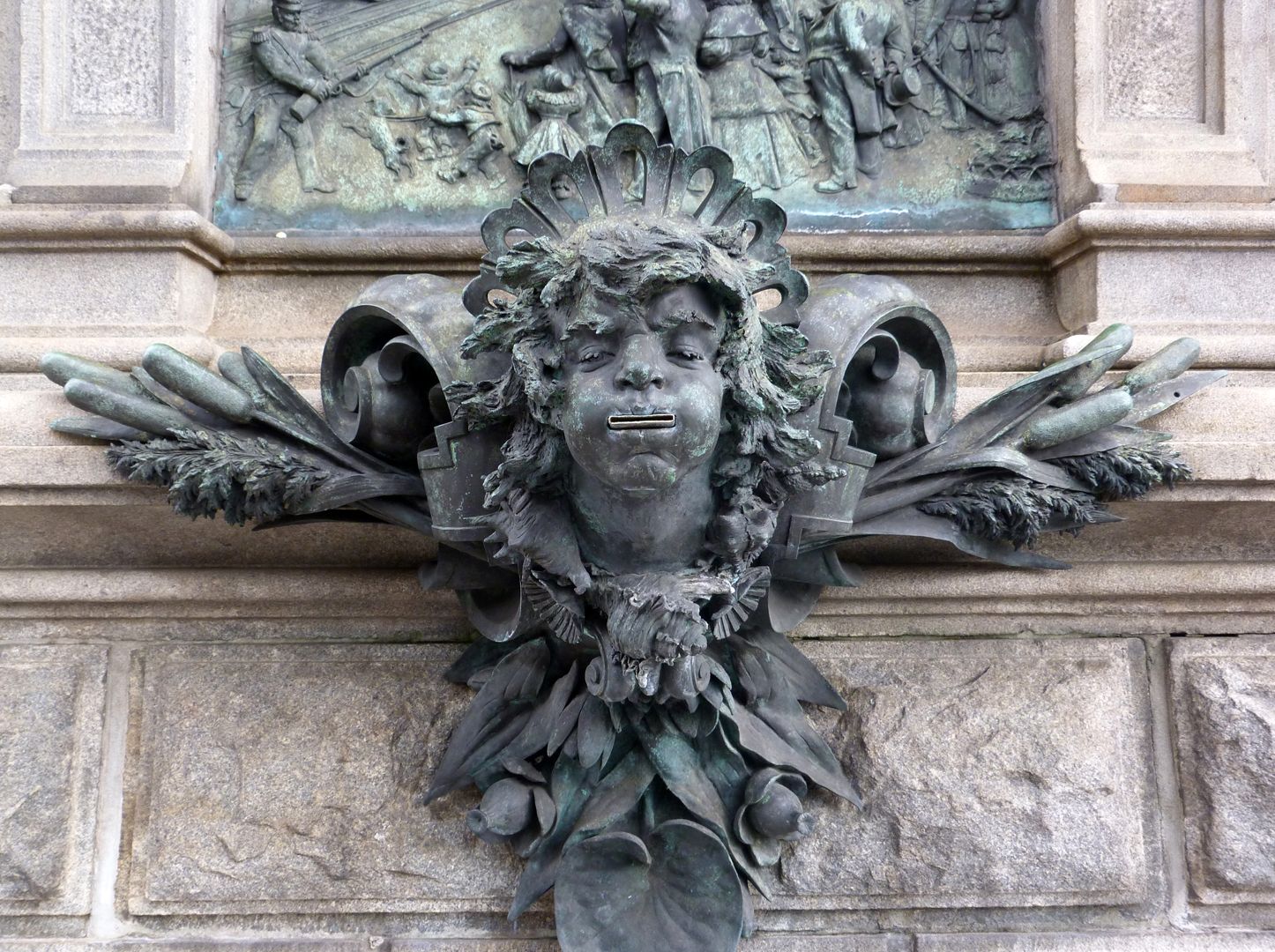 Ludwigseisenbahn-Denkmal Wasserspeier an der Südseite