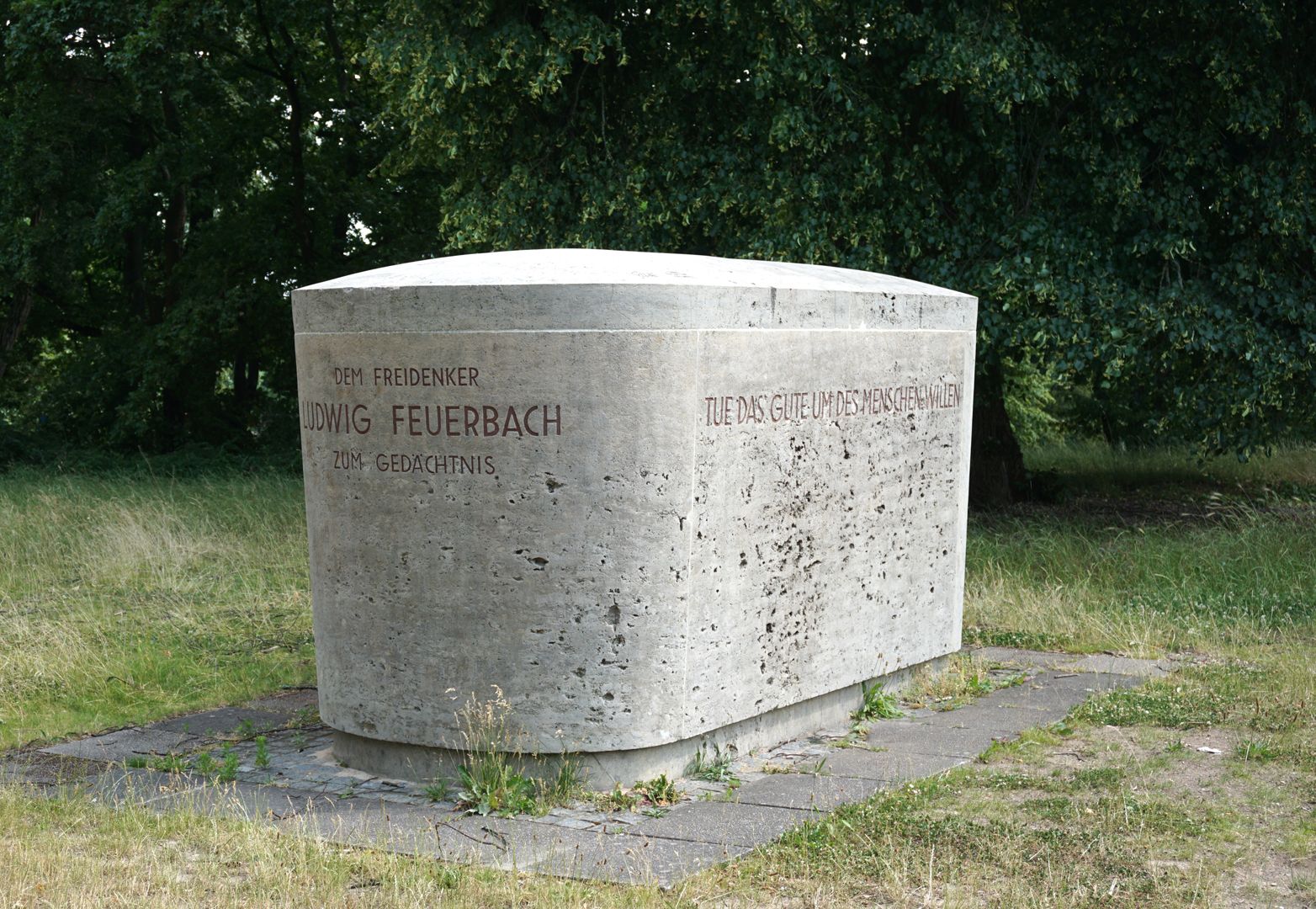 Ludwig Feuerbach Denkmal Ansicht Nordwest