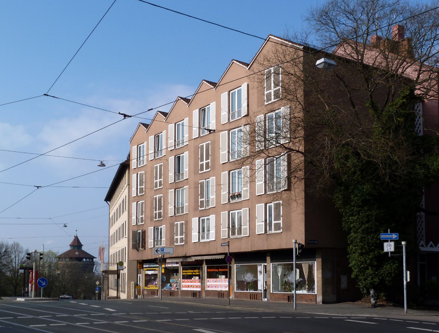 Wohn- und Geschäftshaus Ecke Neutorgraben Frommannstraße
