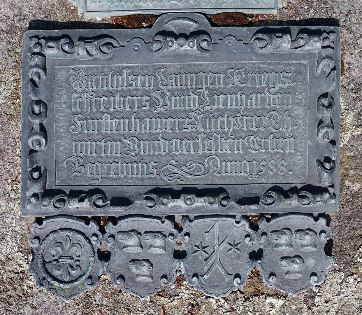 Epitaph des Lienhard Fürstenhauer Inschrift und Wappenreihe