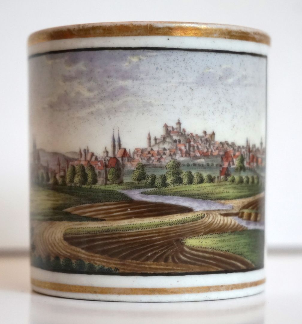 Tasse mit Nürnberg-Ansicht von „der Mittagsseite“ (Süden) 