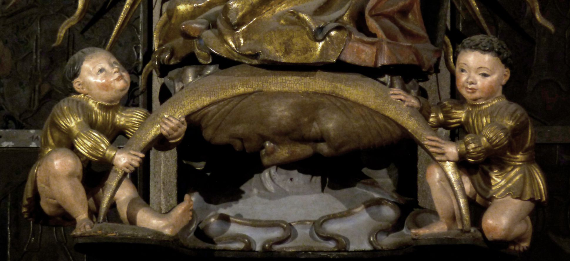Welser-Madonna Mondsichel mit Mondgesicht, von Renaissanceputti getragen