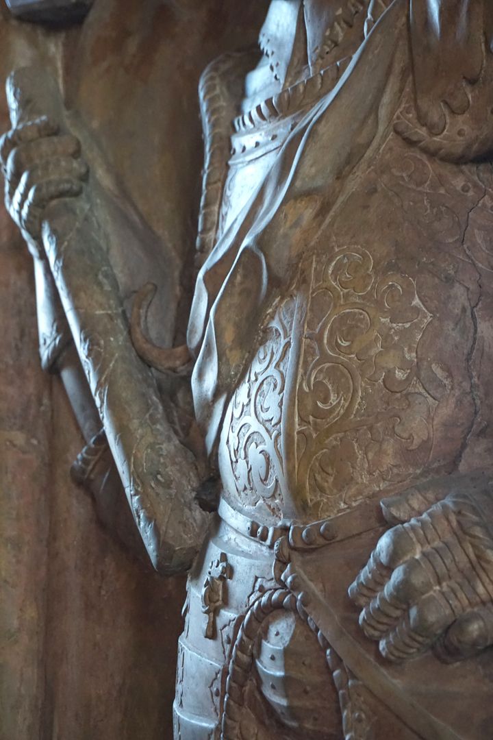 Epitaph für Hieronymus Kress von Kressenstein Rüstungsfigur, Detailansicht