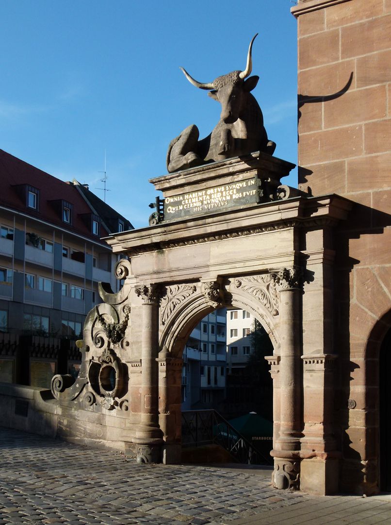 Portal mit Ochsen auf der Fleischbrücke Schrägansicht von Nordwesten