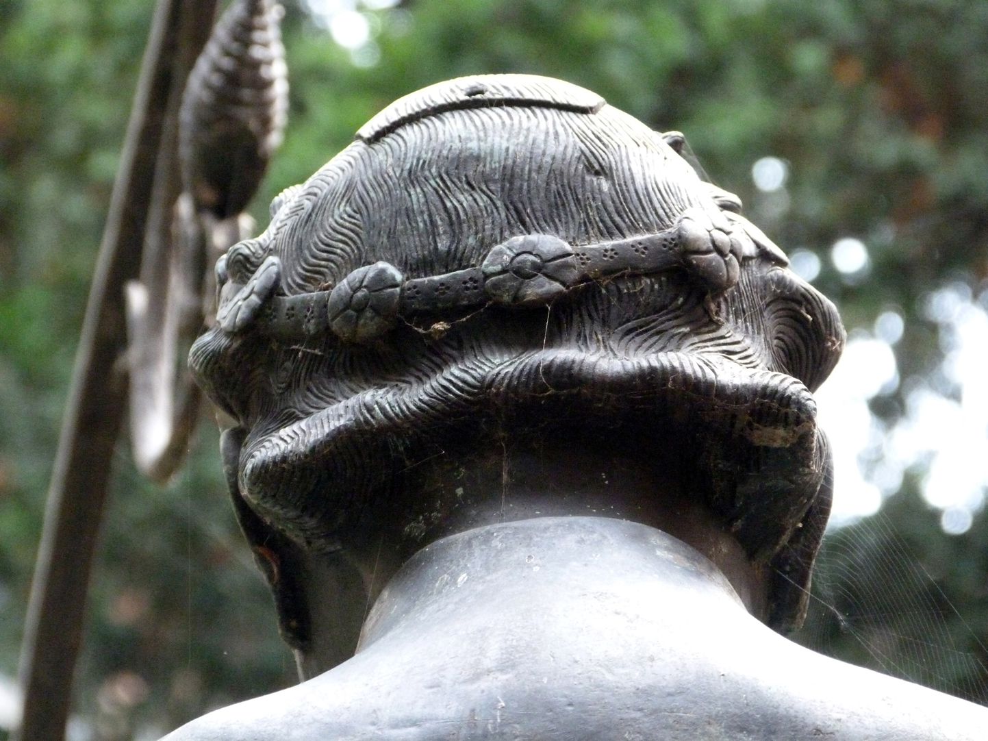 Hanselbrunnen Kopf von hinten