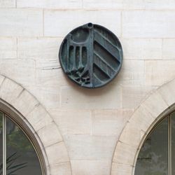 Kleines Stadtwappen am Fünferplatz
