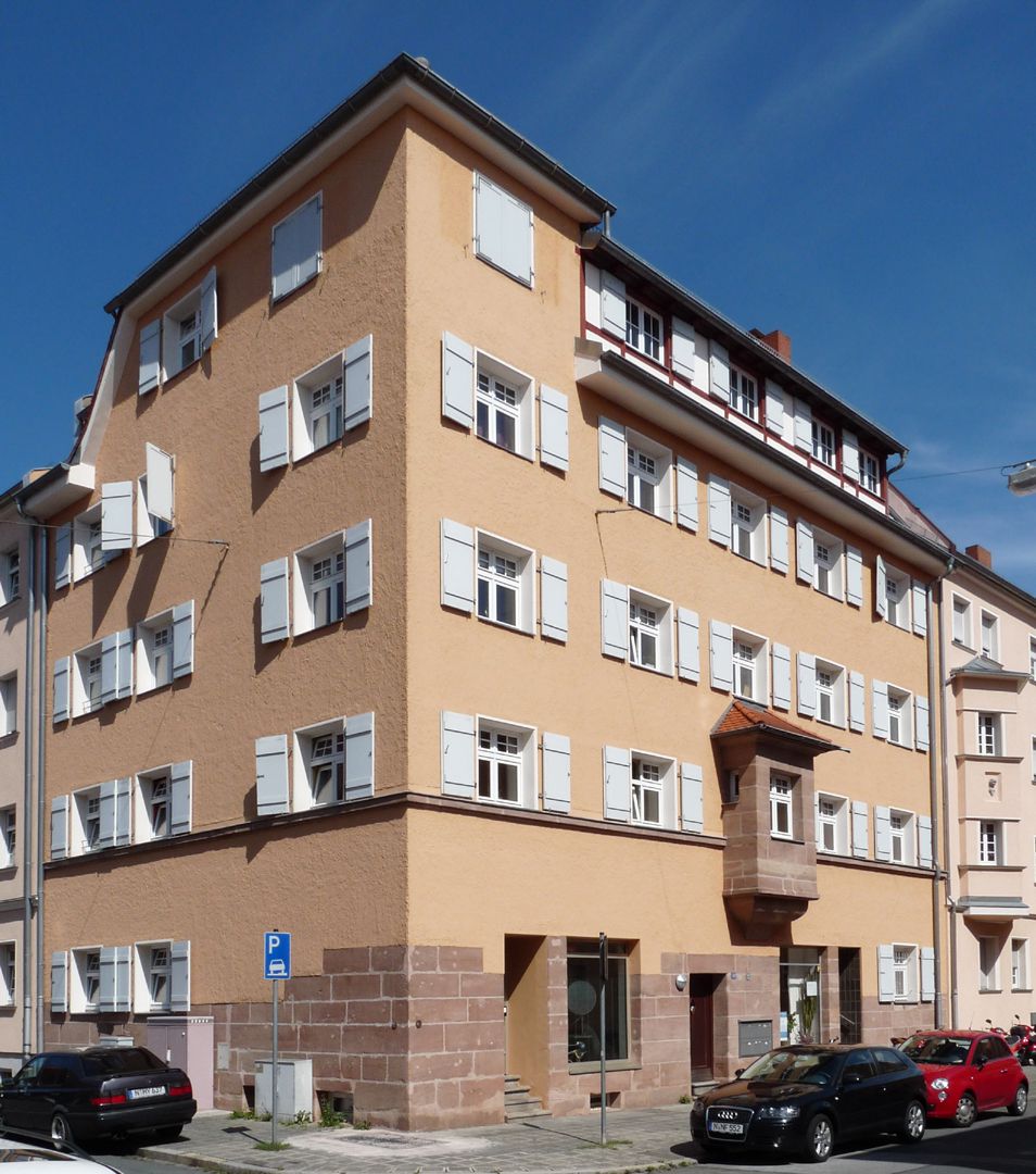 Wohnhaus, Weichselstraße 10 Weichselstraße 10, Ecke Helenenstraße