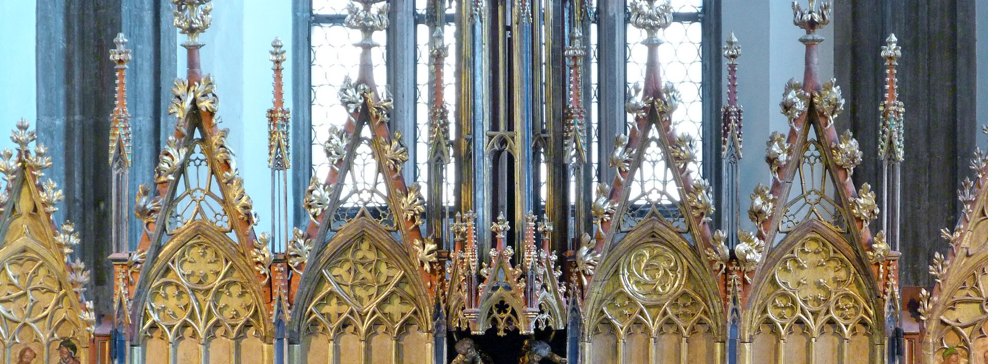 Hochaltar von St. Jakob oberer Altarabschluss mit Wimpergen