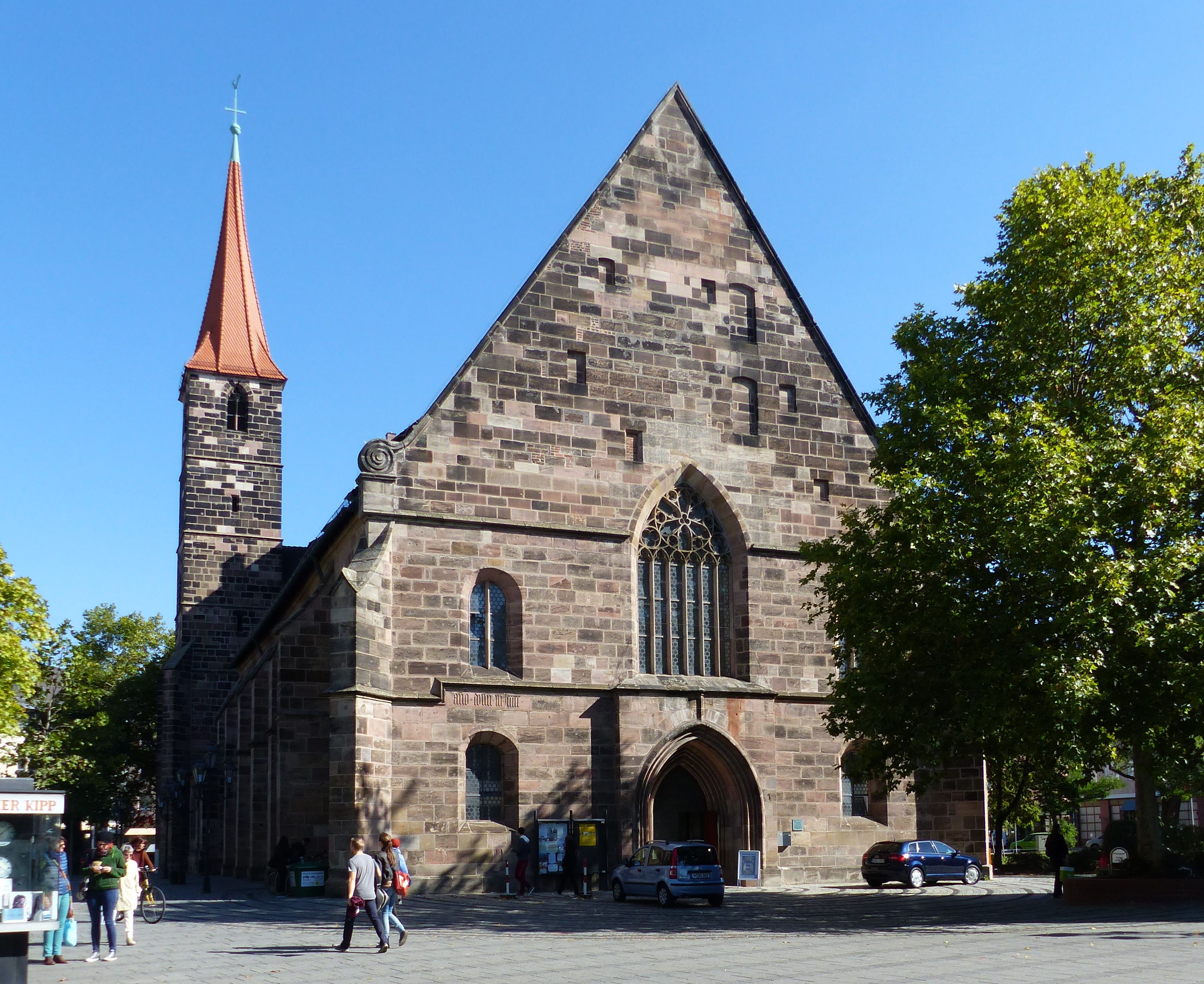 Entwurf zur Neugestaltung der Jakobskirche in Nürnberg Nürnberg, St. Jakob, Westfassade und Turm: nur das große Fenster ist neugotisch.