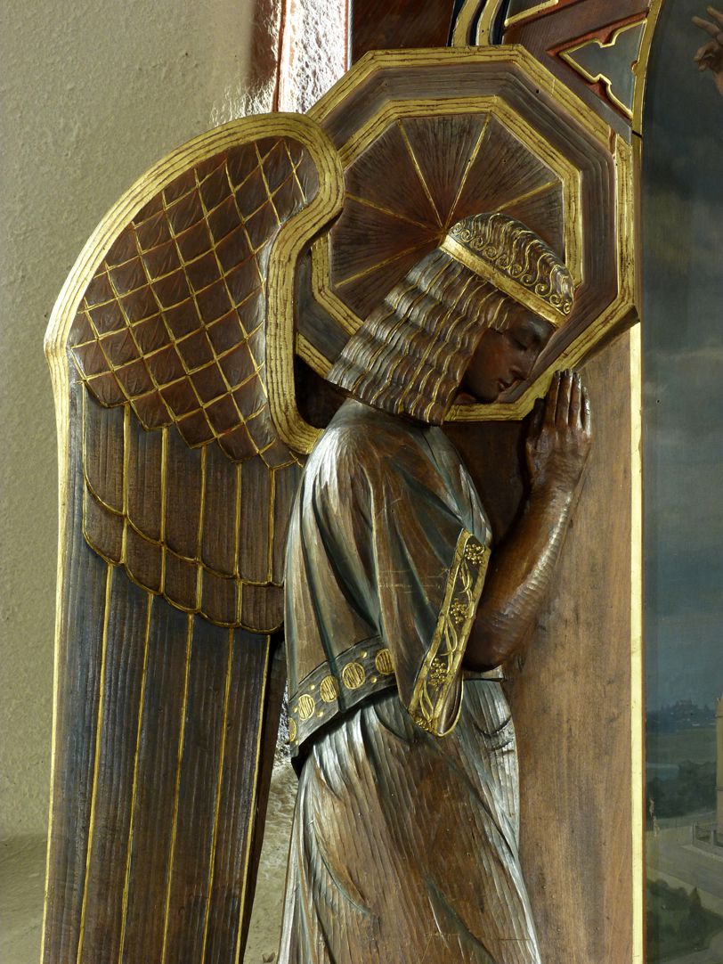 Jesus breitet segnend seine Hände über die Nürnberger Taubstummen-Anstalt aus Altargehäuse,  linken Hälfte,  Engel, Detailansicht
