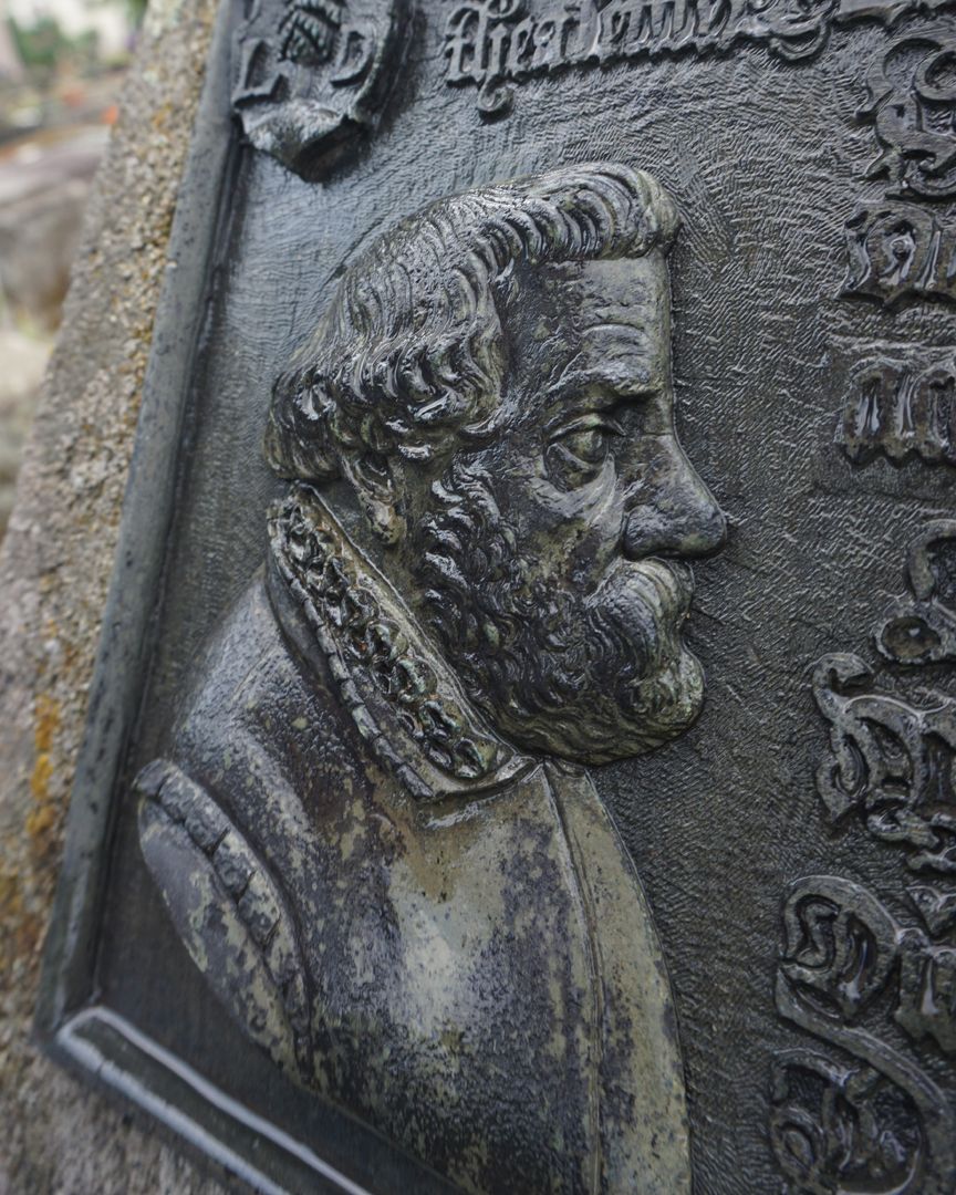 Epitaph des Leonhard Danner Detailansicht mit Portrait des Leonhard Danner