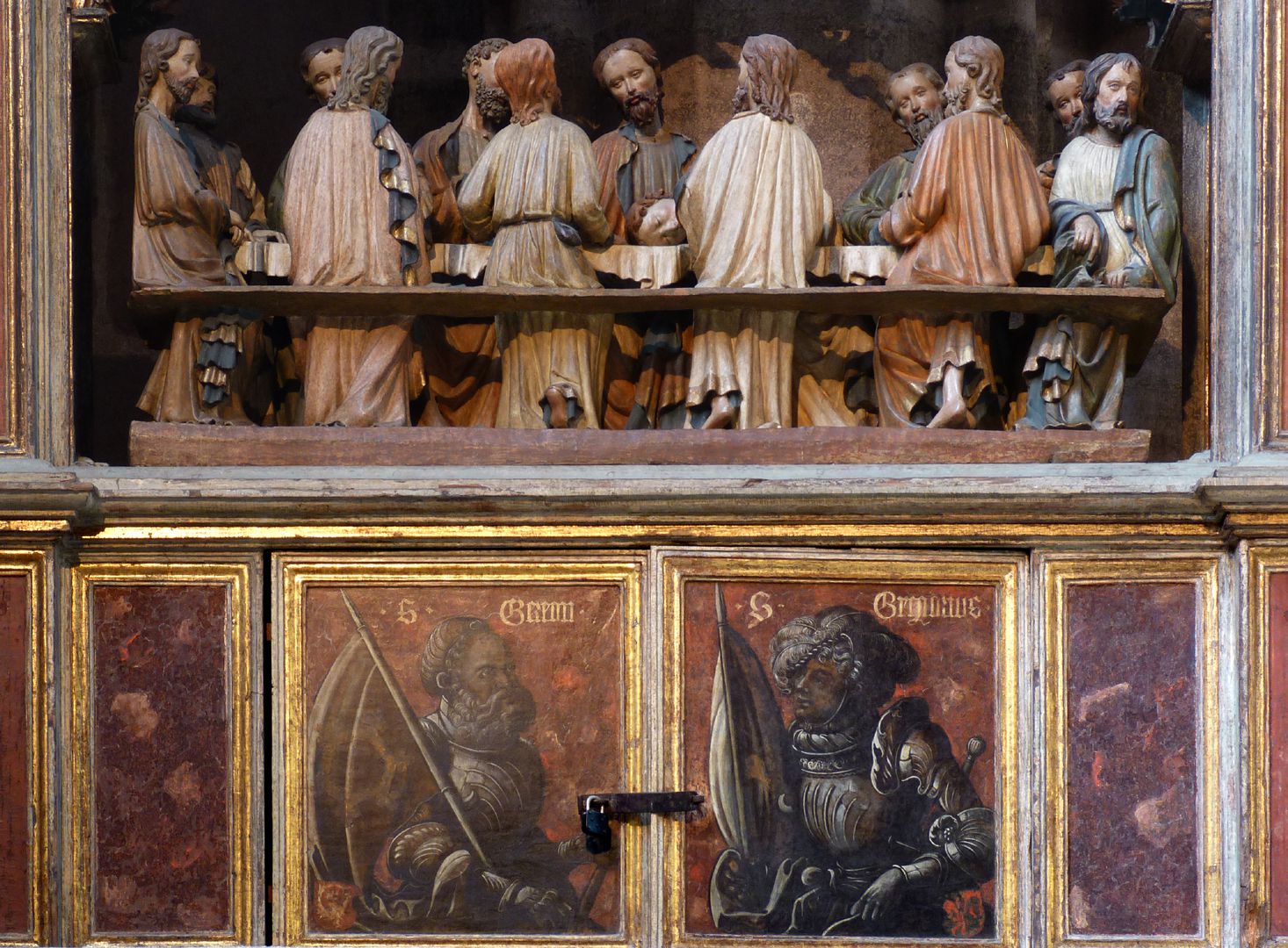 Johannesaltar (Altar der beiden Johannes) Predella mit Sepiamalerei ( hl. Gereon und hl. Gregorius)
