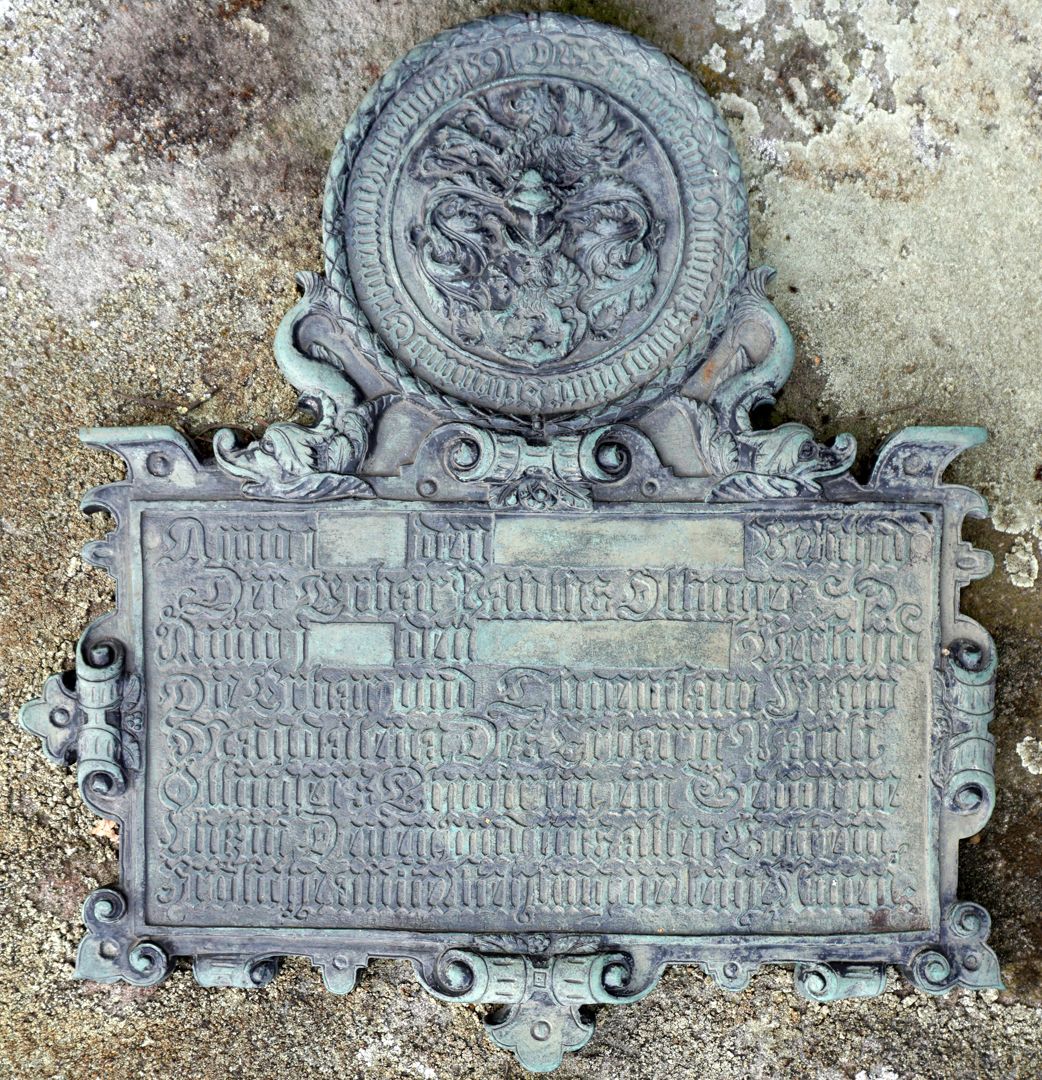 Epitaph von Paul und Magdalena Oellinger Wappen und Inschrift