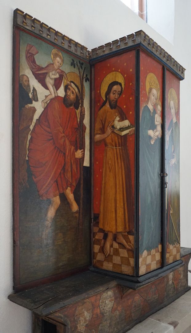 Katharinenaltar links: Heiliger Christopherus mit Jesukind / rechts: Johannes der Täufer