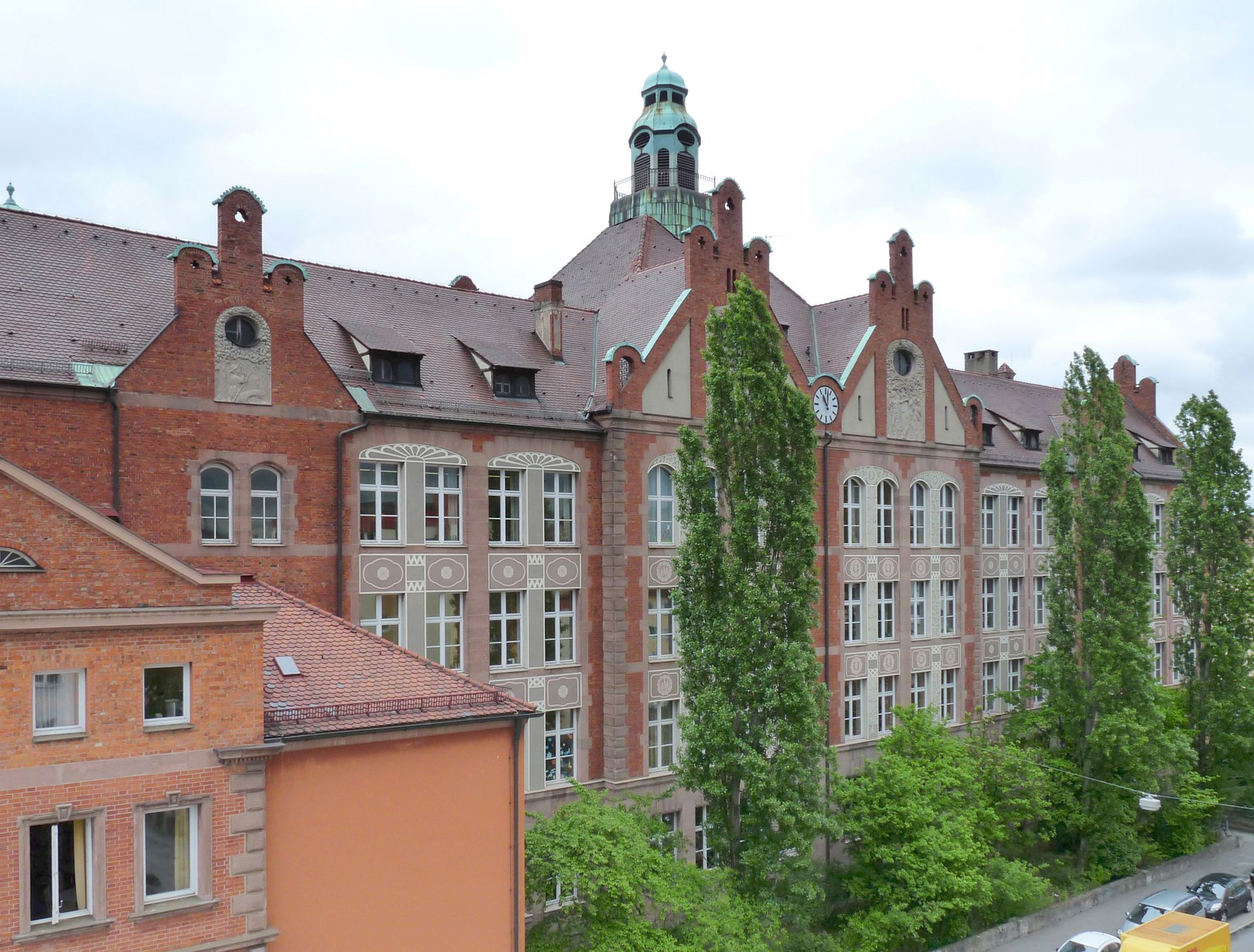 Dr. Theo-Schöller-Schule Hauptfassade