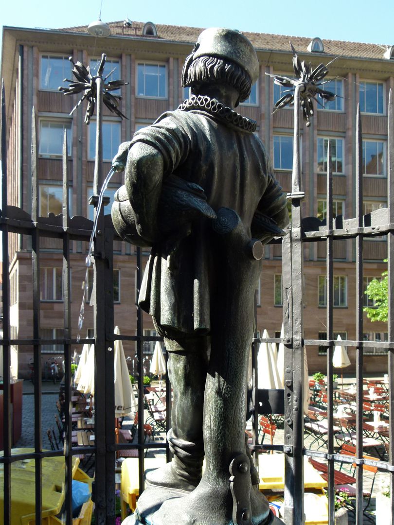 Gänsemännleinbrunnen Rückansicht