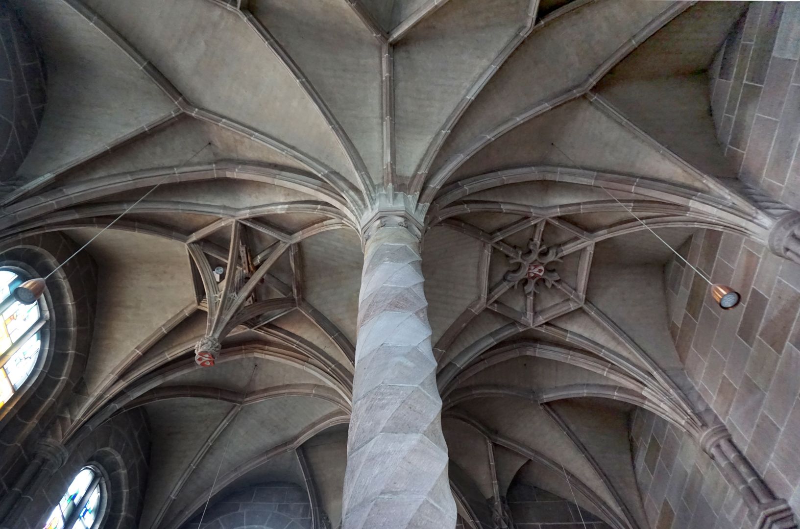 Landauersche Zwölfbrüderkapelle / Allerheiligenkapelle Gewölbeblick in Richtung Süden
