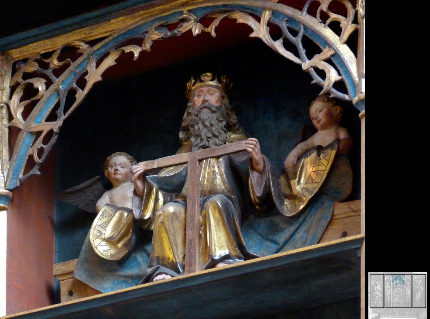 Marthaaltar Gottvater hält das Kreuz zwischen Assistenzengeln