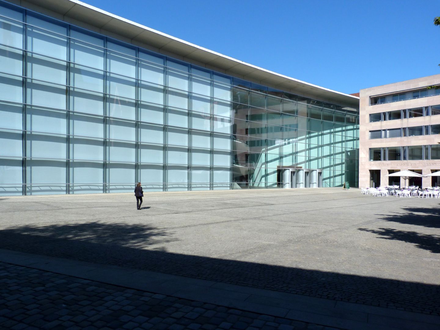 Neues Museum Museum vom Klarissenplatz aus