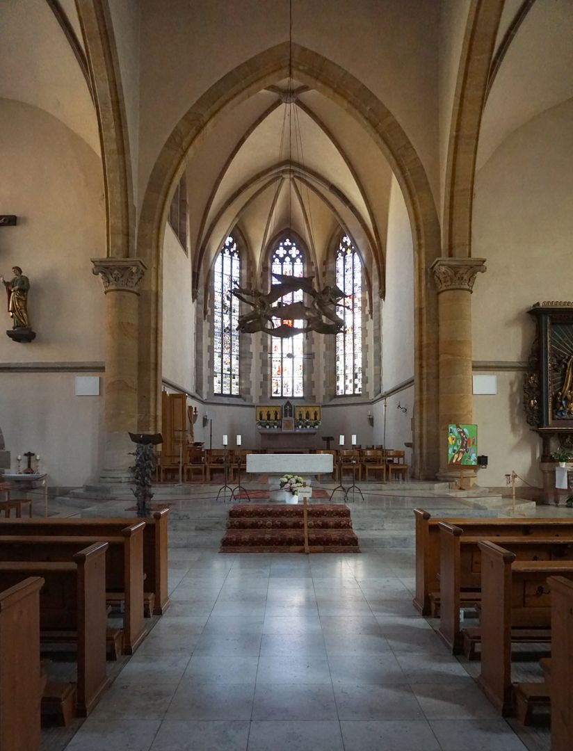 Herz-Jesu-Kirche Querhaus und Chorraum