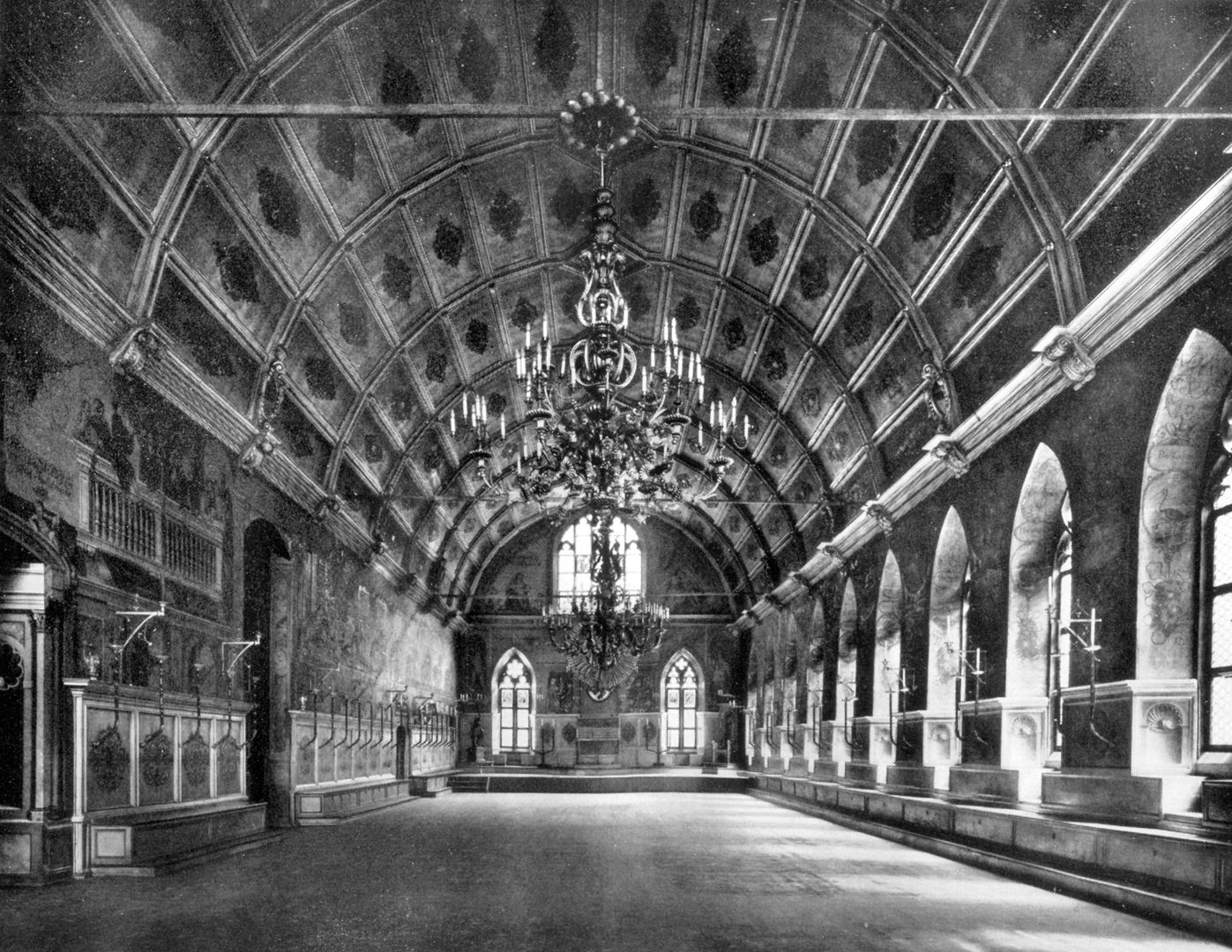 Rathaussaal Saalbau, Inneres vor 1945 (Foto aus: Nürnberg, Friedrich Kriegbaum, DKV, 1937)