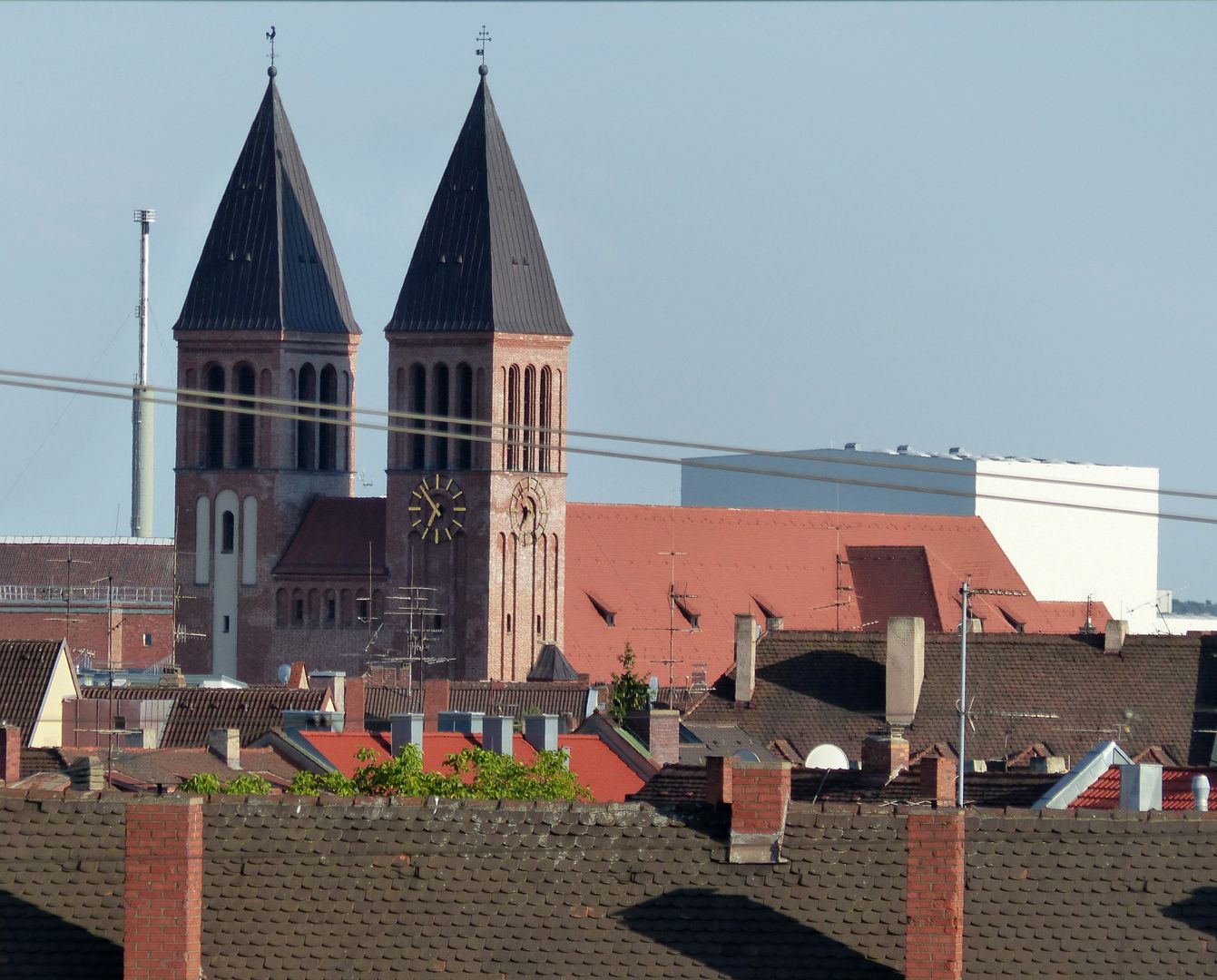 St. Ludwig Blick über die Dächer von Gibitzenhof auf St. Ludwig