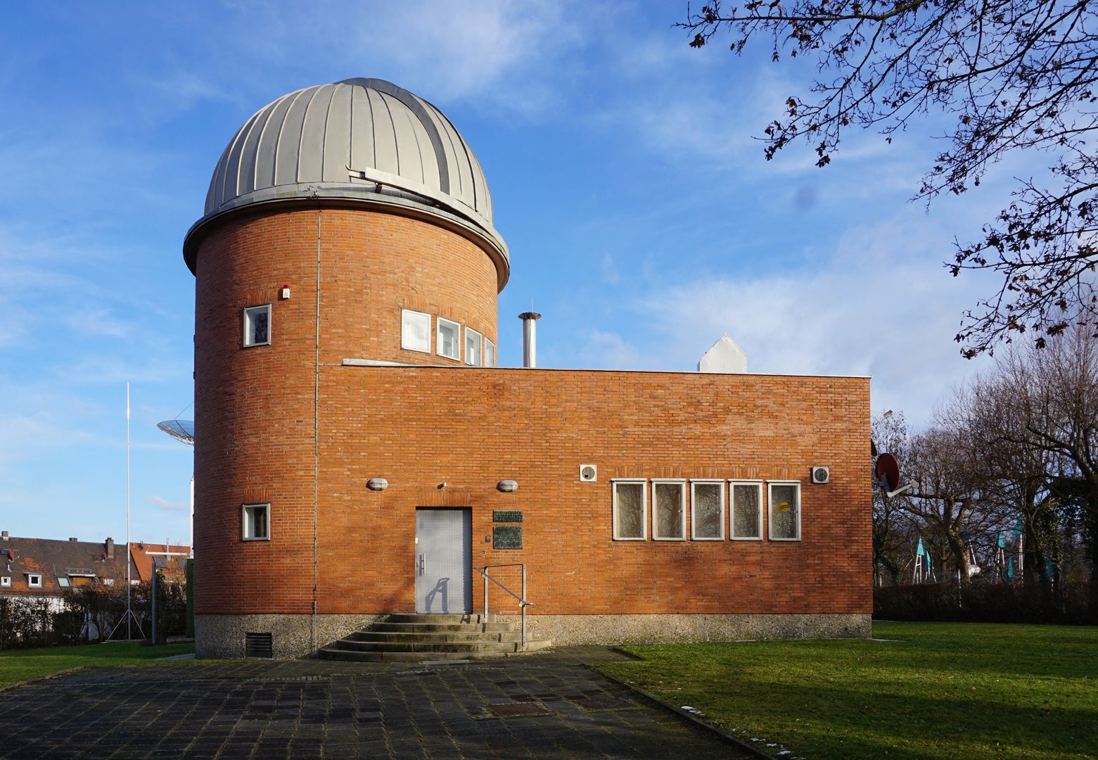 Volkssternwarte auf dem Rechenberg Ansicht von Westen