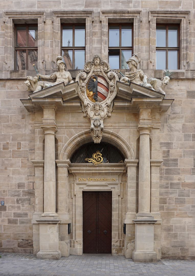 Südportal Südportal