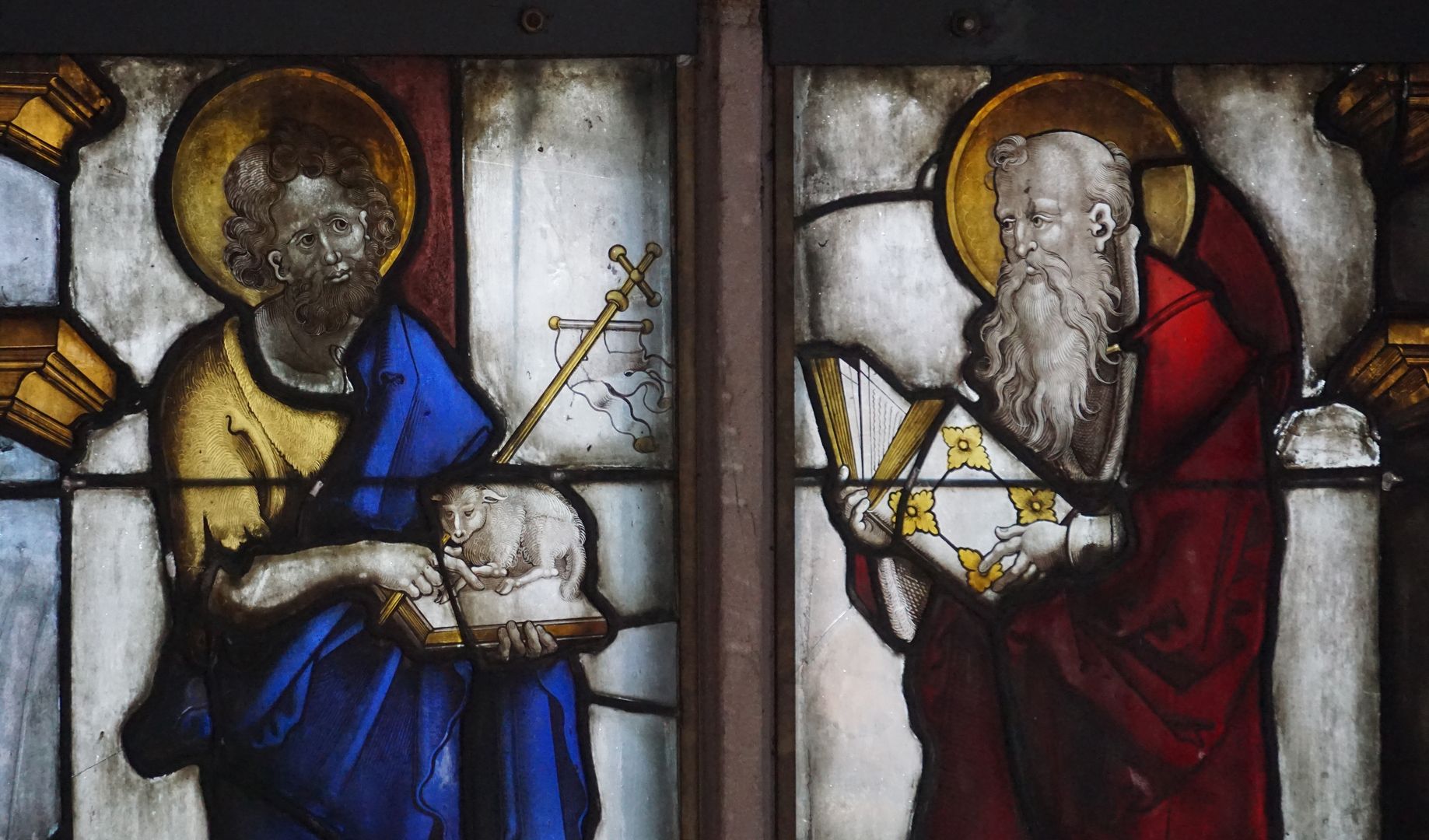 Rochuskapelle / Fenster nIV / Hll. Johannes der Täufer und Hieronymus Detailansicht