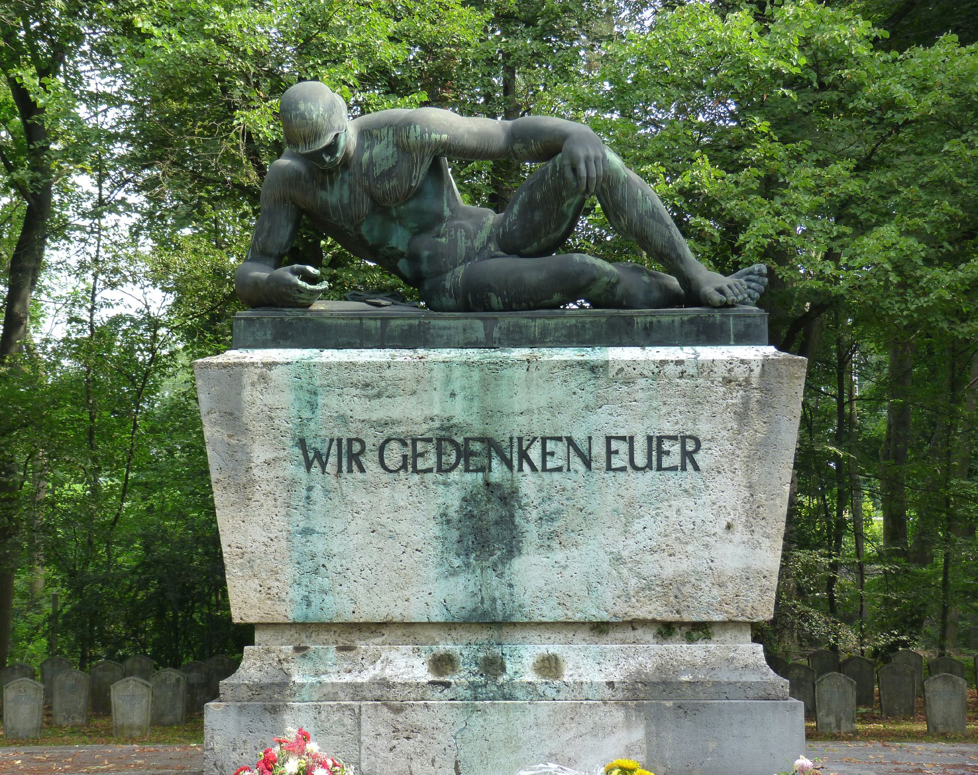 Gefallenen-Denkmal: Wir Gedenken Euer, Westfriedhof Gefallenen-Denkmal