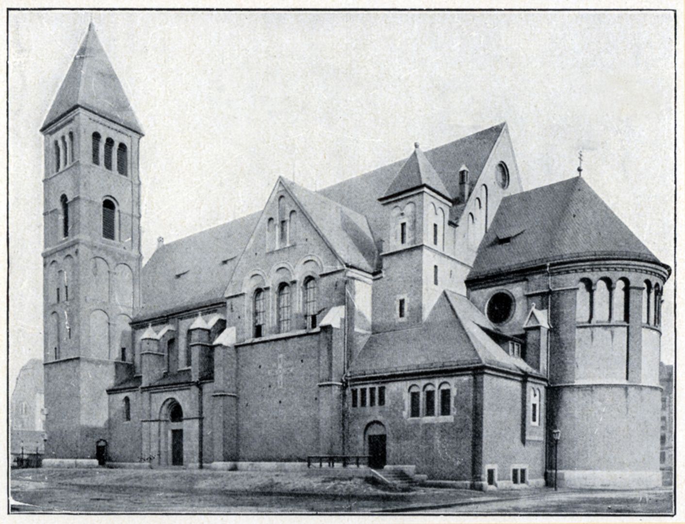 St. Anton Ansicht von Südwest / Paumgartnerstraße Ecke Denisstraße