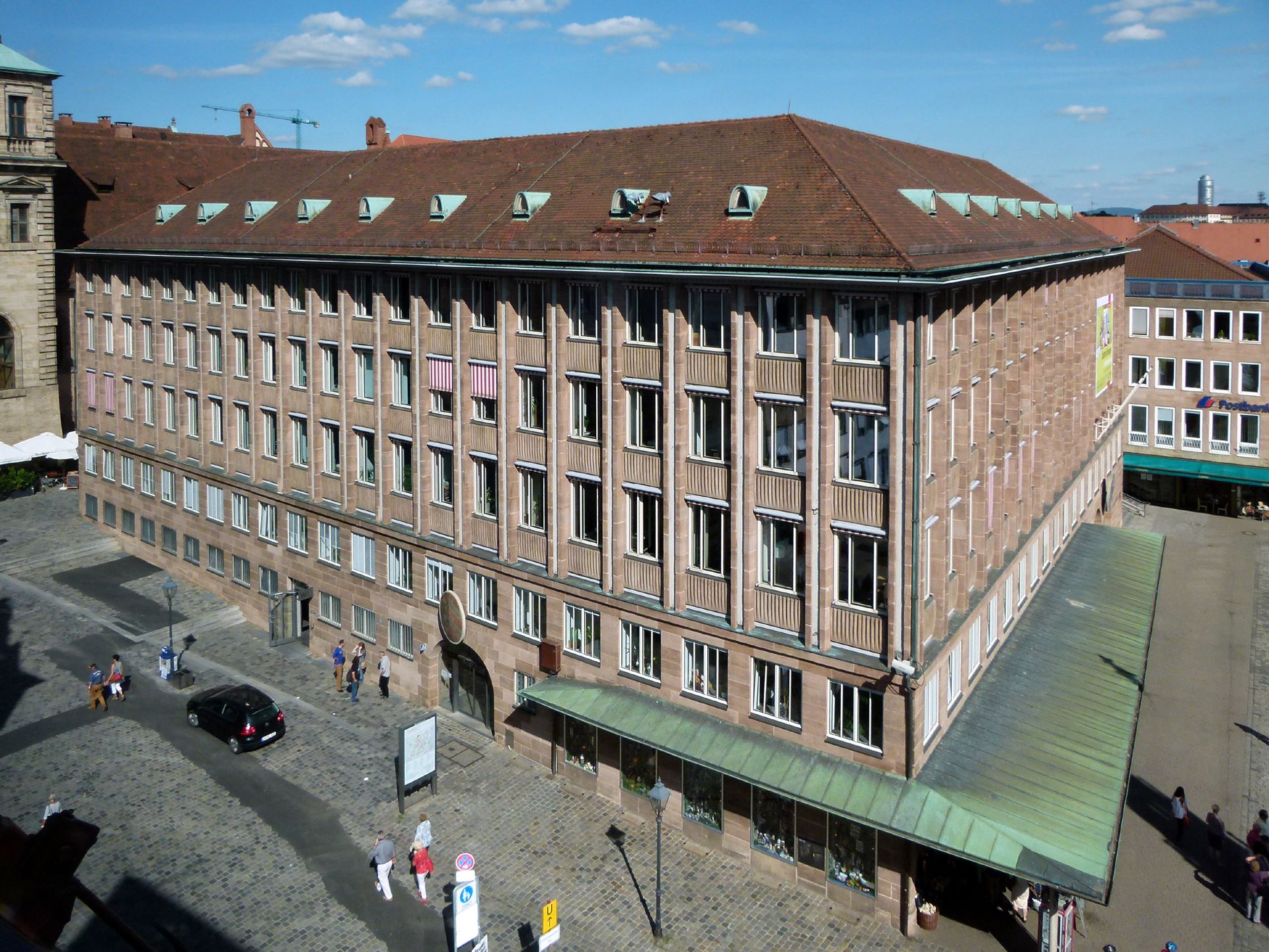 Neues Rathaus am Hauptmarkt Gesamtansicht von SW