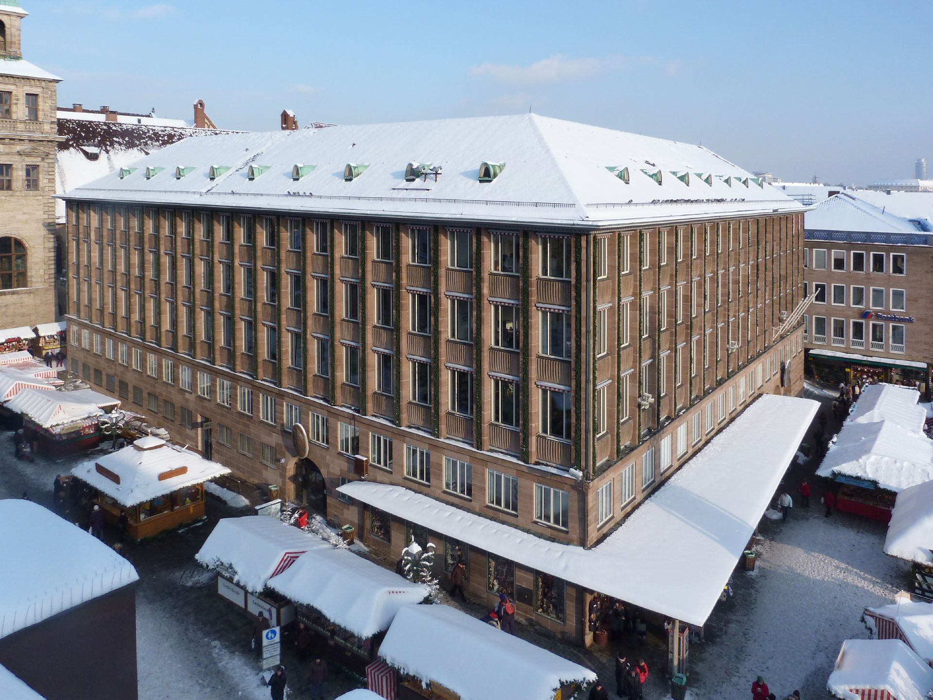 Neues Rathaus am Hauptmarkt Gesamtansicht von SW, Winter