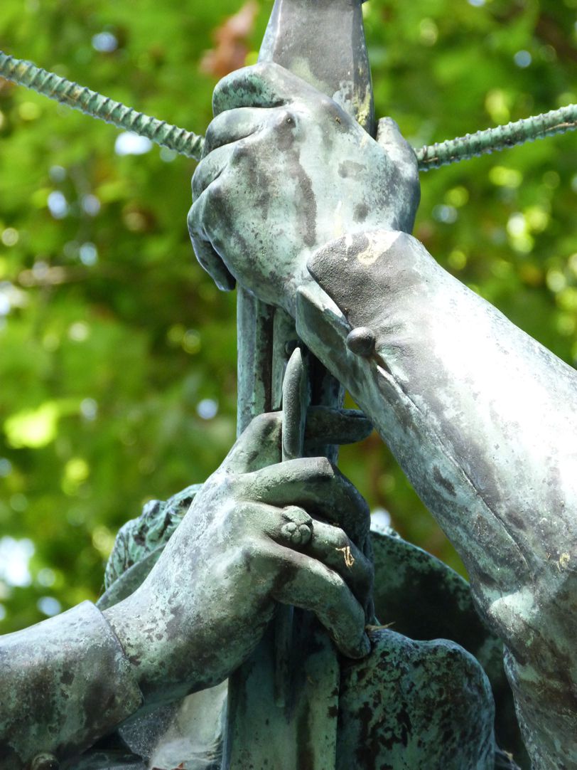 Schnepperschützenbrunnen Hände