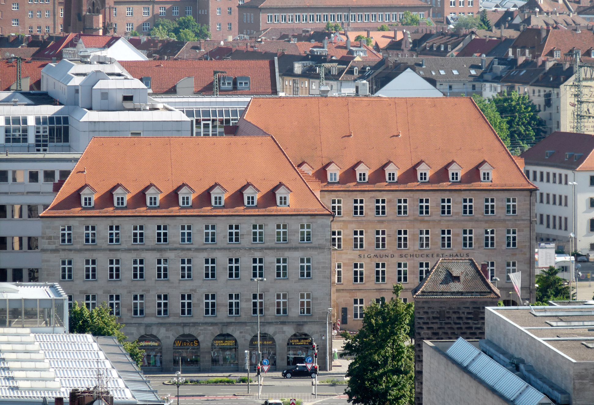 Sigmund Schuckert-Haus Gesamtansicht von Nord