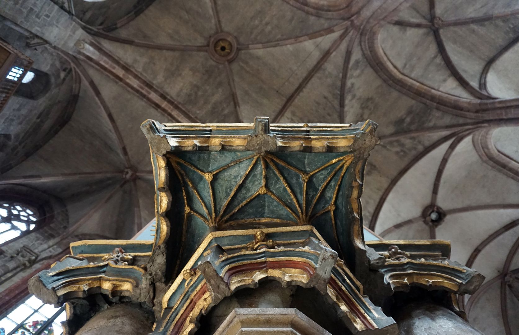 Strahlenkranzmadonna (Deichsler - Madonna) Konsole, Ansicht von unten