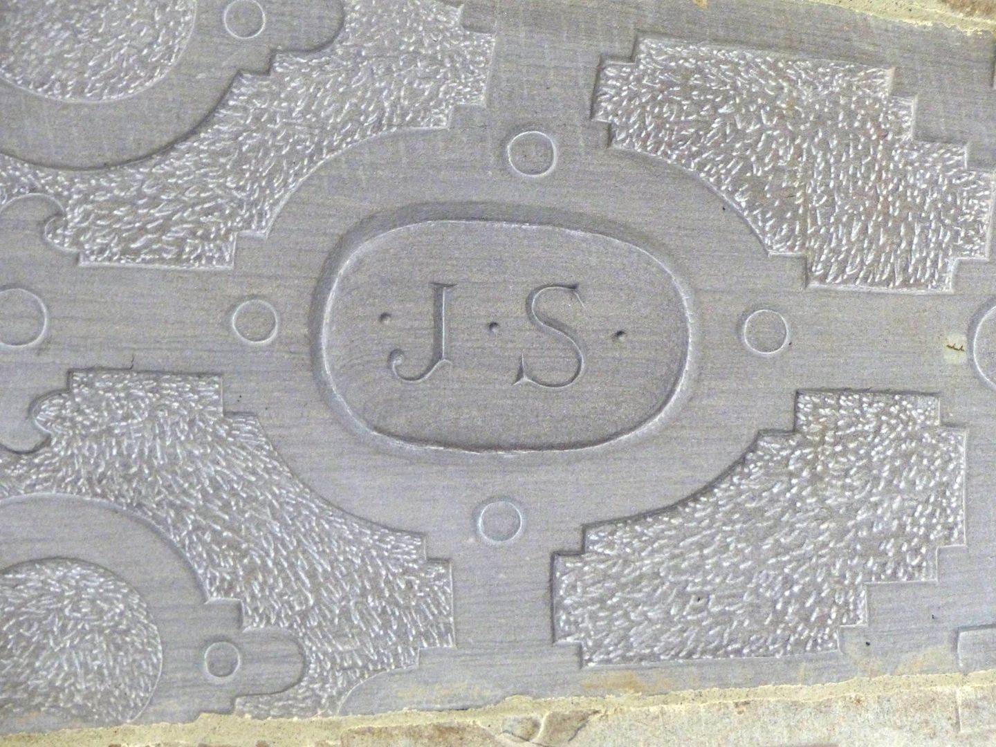 Treppentyp / Pellerhaus Straßburg: Buchstaben J.S. für Jakob Sturm (Unterseite erneuert)