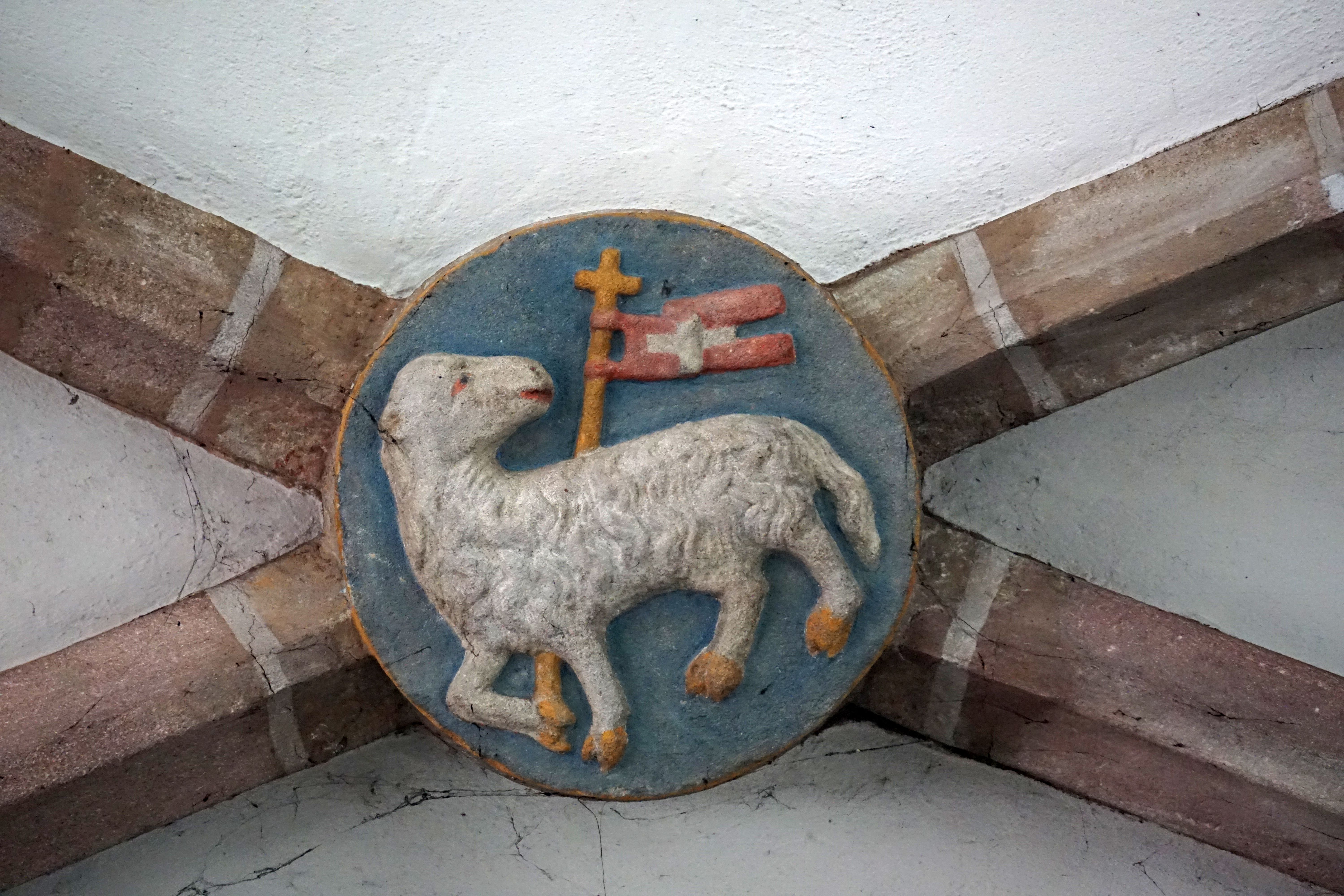 Tetzelkapelle westlicher Schlussstein mit dem Lamm Gottes